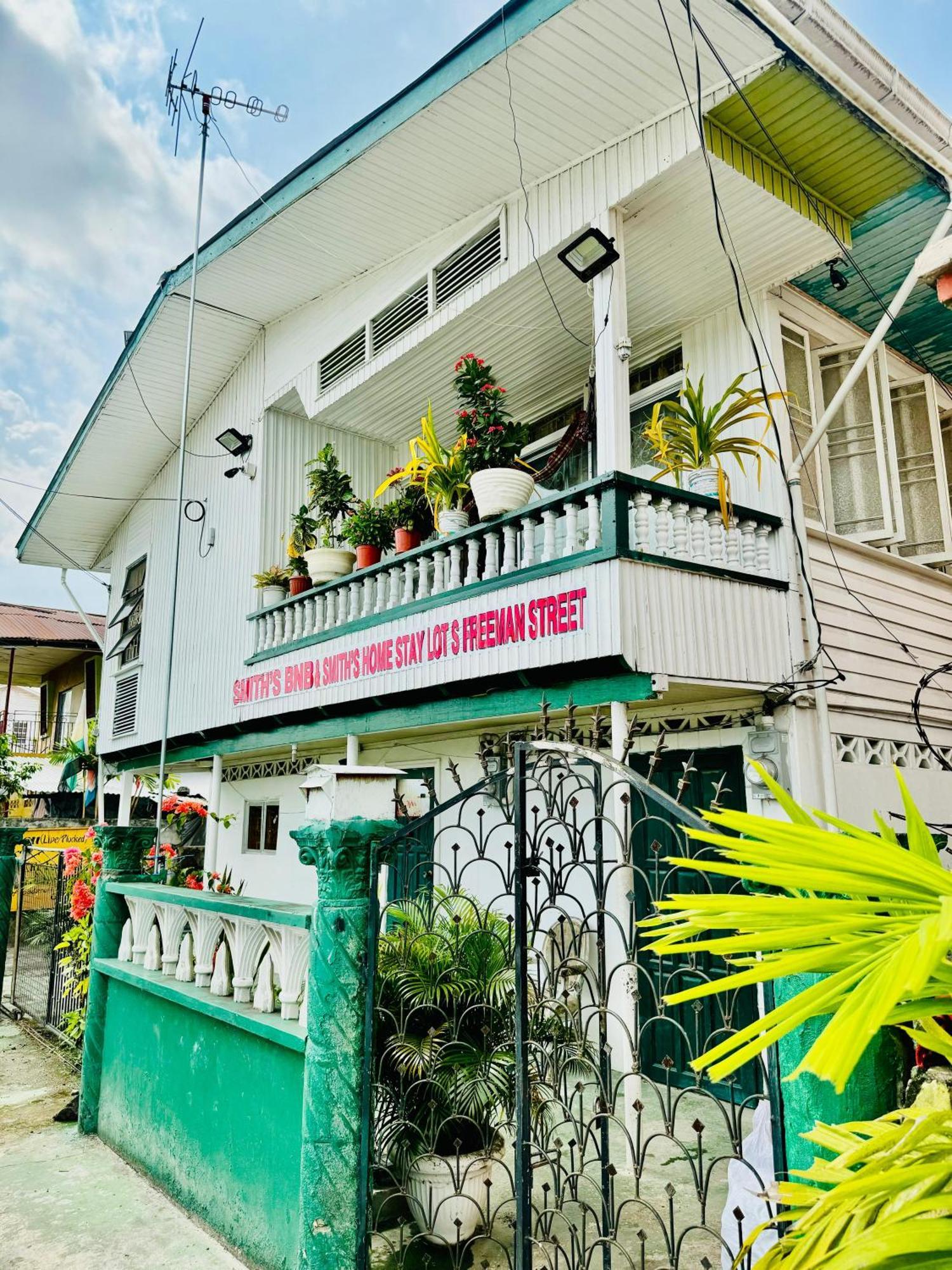 Smith'S Homestay Τζώρτζταουν Εξωτερικό φωτογραφία